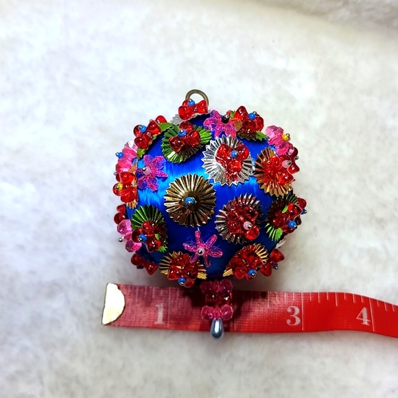 Vintage 60's Push Pin Christmas Ornament - Picture 5 of 9